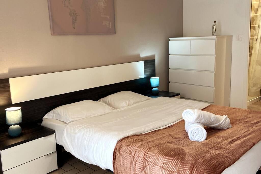 Le Saint-Amour Appartement Classe 2 Etoiles Εξωτερικό φωτογραφία